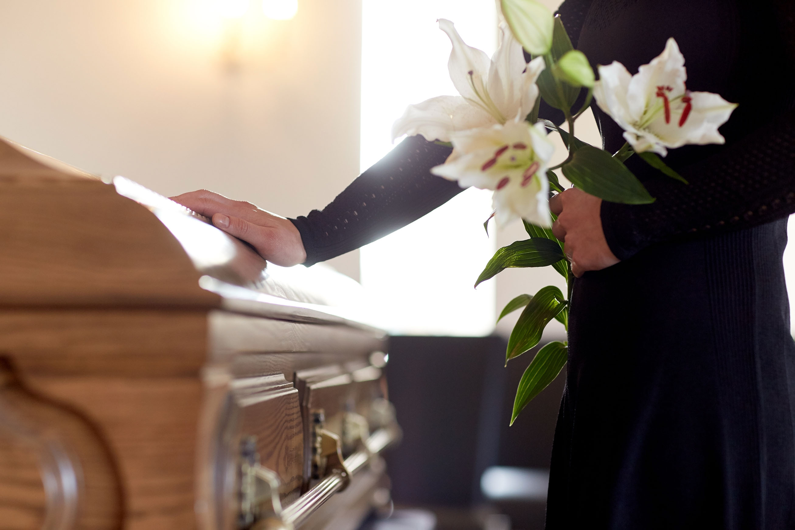 casket with flowers